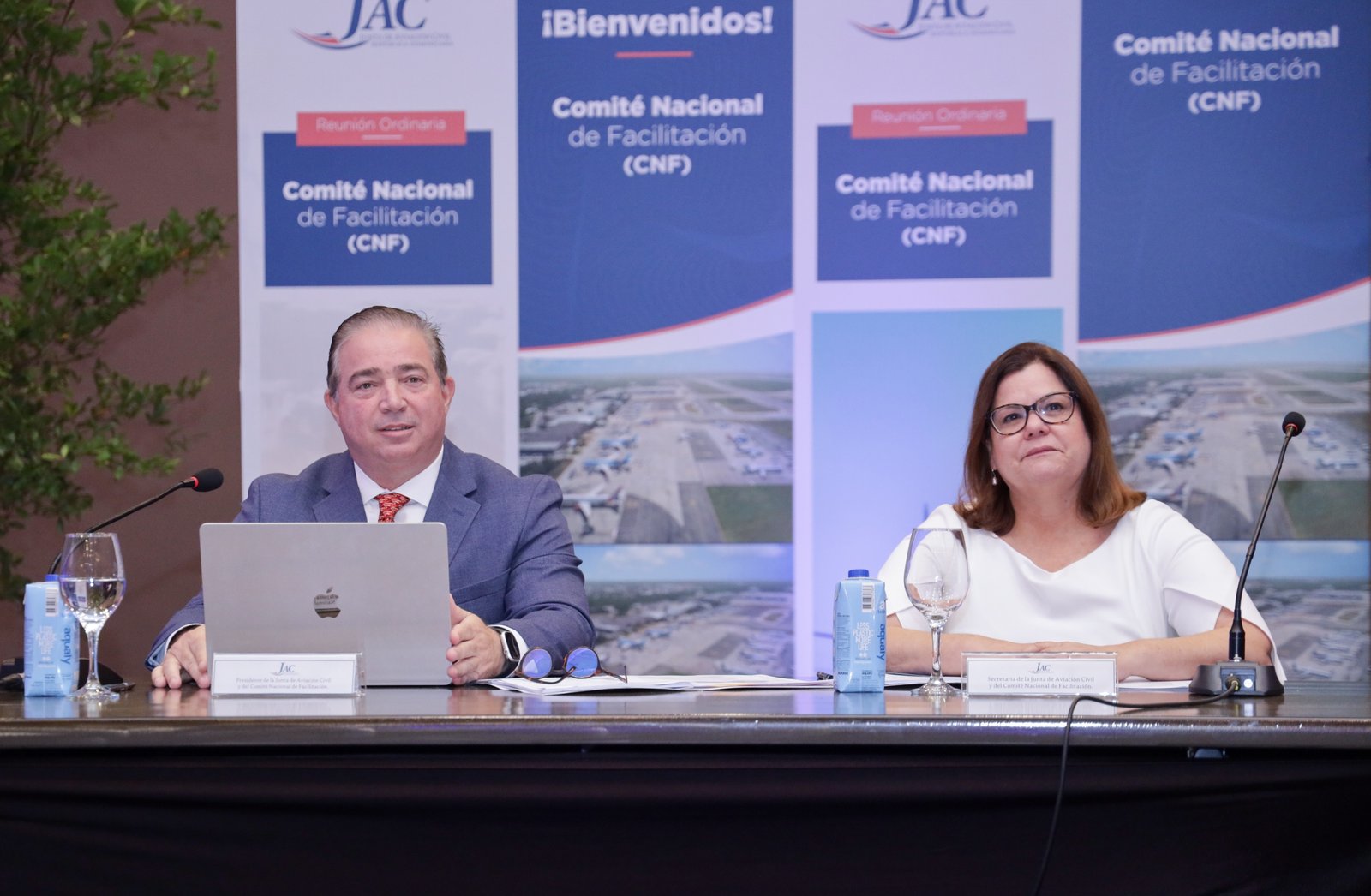 Junta de Aviación Civil realiza primera reunión del Comité Nacional de Facilitación enfocada en mejorar la experiencia del pasajero