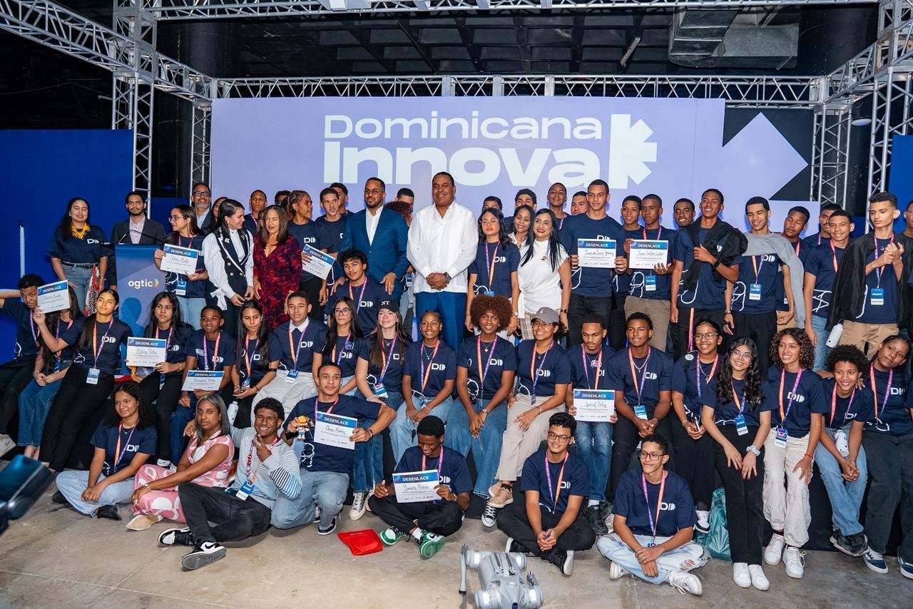 OGTIC impulsa talento joven con más de 180 becas en Dominicana Innova 2025