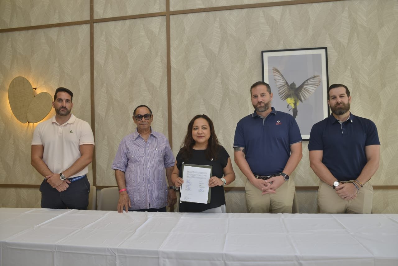 RIU reafirma su compromiso con la protección de la niñez mediante la adhesión de The Code en República Dominicana