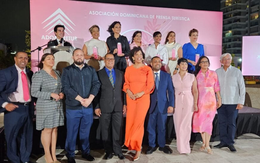 Adompretur reconoce a cinco mujeres por sus liderazgos en el turismo de RD.