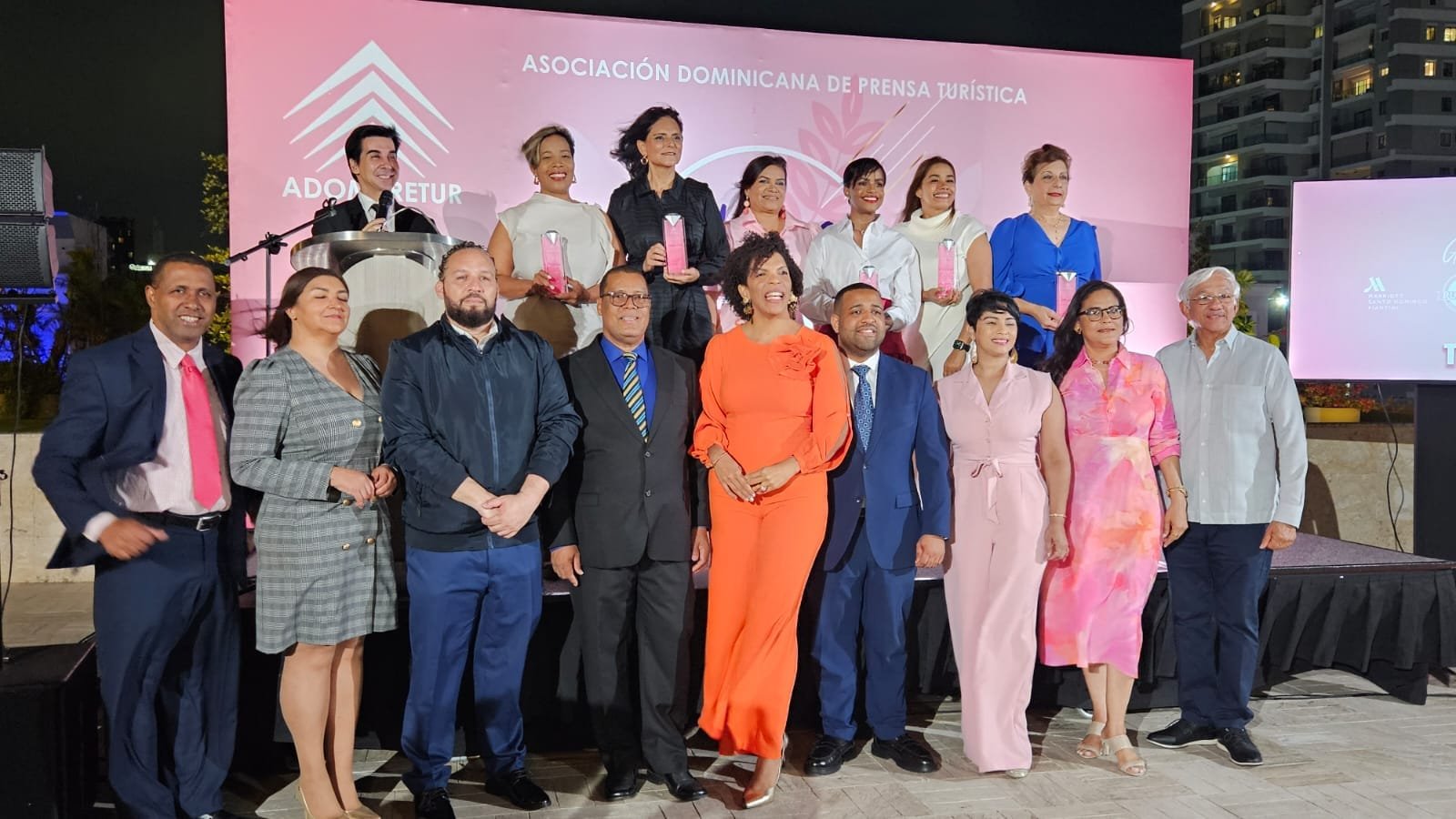 Adompretur reconoce a cinco mujeres por sus liderazgos en el turismo de RD.