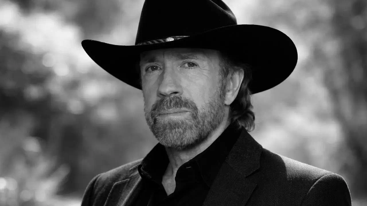 Muere el actor Chuck Norris el icónico actor y excampeón de kárate, a los 86 años.