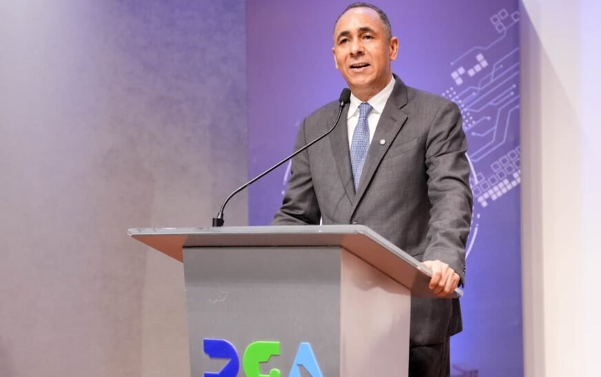 Nelson Arroyo marca una gestión innovadora en sus primeros 100 días al frente de Aduanas.