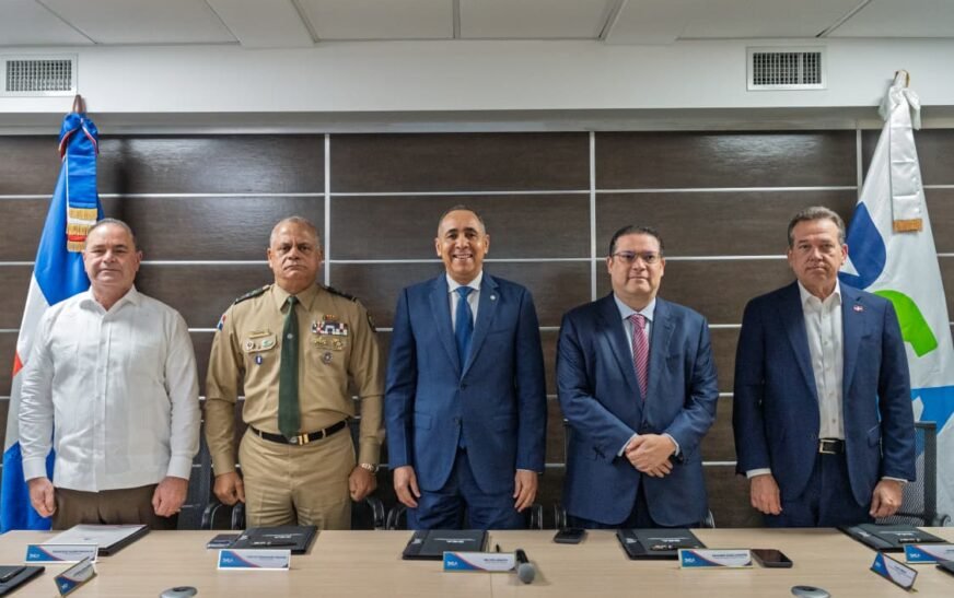 Un paso histórico hacia la modernización aduanera: Nelson Arroyo preside la 1.a reunión del Comité Nacional de Gestión de Riesgo
