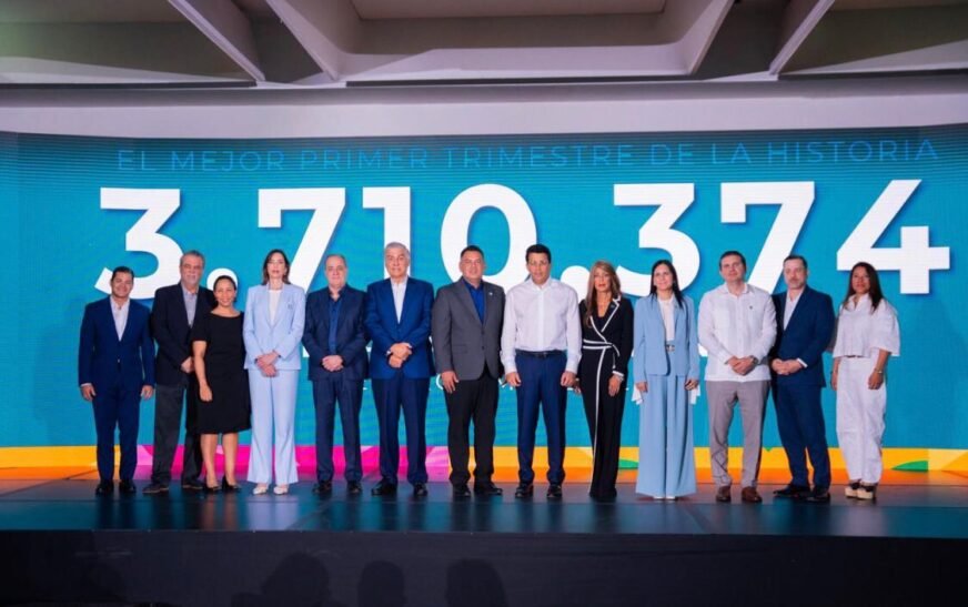 RD recibe más 3,7 millones de visitantes en primer trimestre.