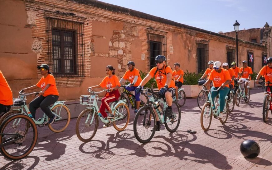 LA BICICLETADA NARANJA REGRESA PARA SU CUARTA EDICIÓN PROMOVIENDO LA MOVILIDAD SOSTENIBLE EN SANTO DOMINGO ESTE