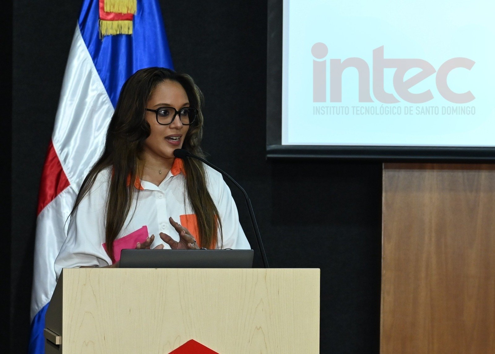 Experta del INTEC advierte que una temporada de huracanes “normal” no descarta riesgos para República Dominicana