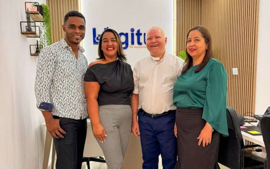 VIAJES LOGITUR FORTALECE SU PRESENCIA EN LA ZONA NORTE CON LA APERTURA DE SU OFICINA EN SANTIAGO.